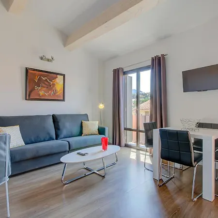 Le 15-appartments *